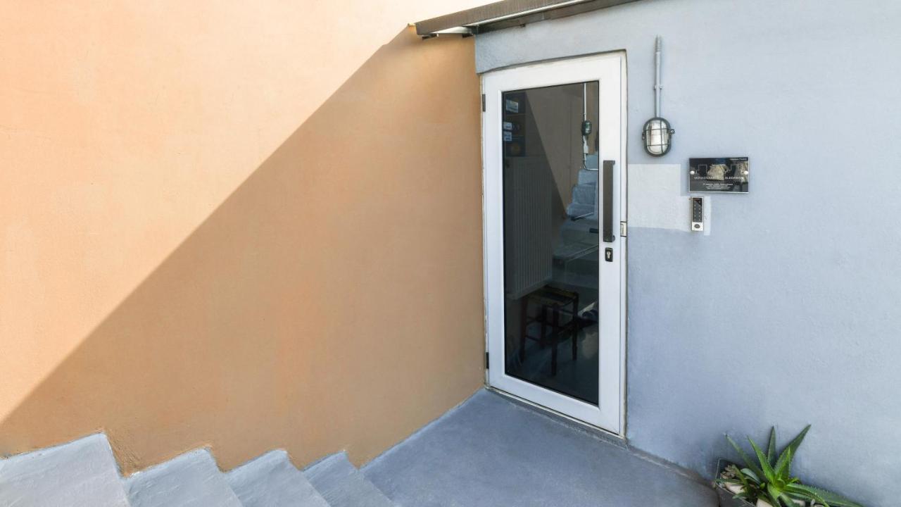 Monastiraki Citycenter Sleepbox- Unspoiled Athens Apartments 외부 사진